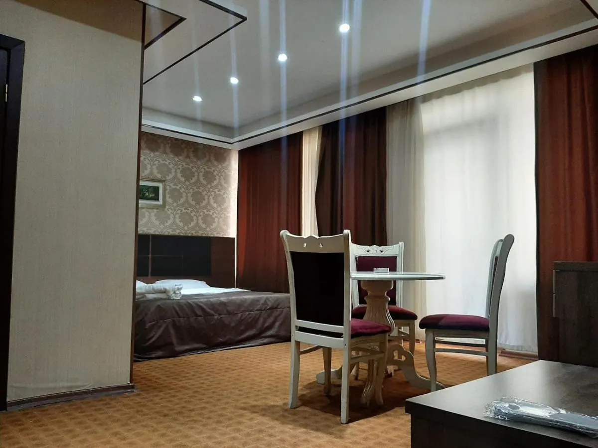 Evolution Hotel Baky 4*,  Azerbaigian